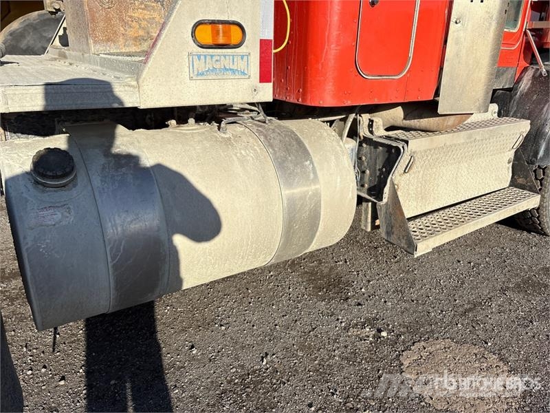 Kenworth T800 Trekkers