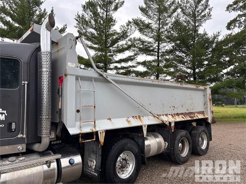 Kenworth T800 Tipper trucks