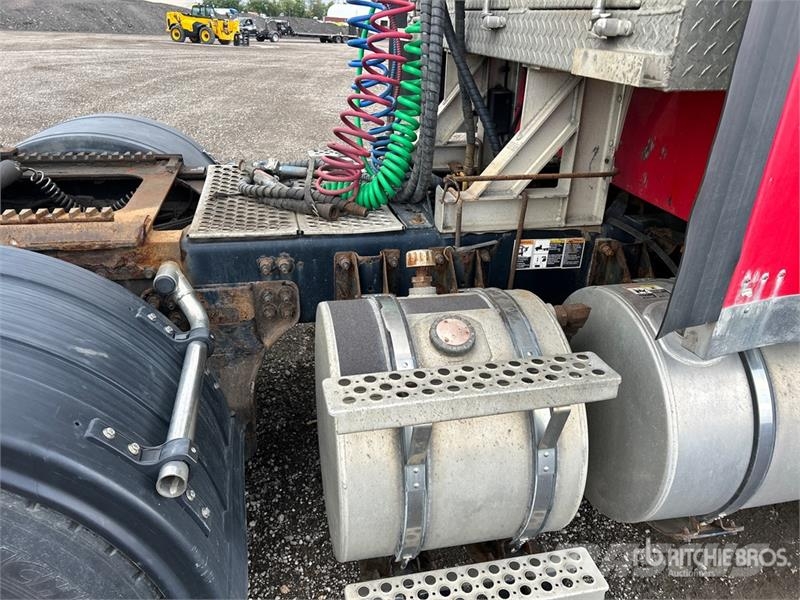 Kenworth T800 وحدات الجر