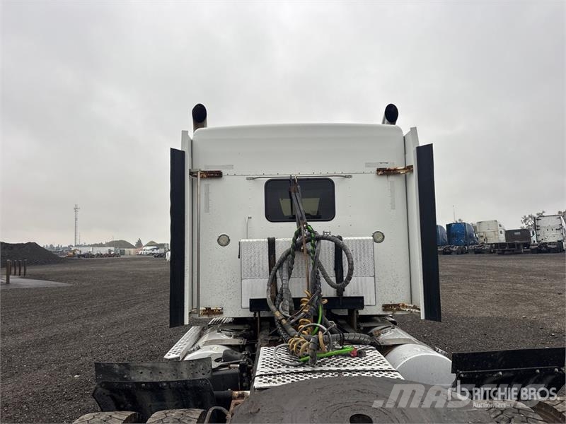 Kenworth T800 Trekkers