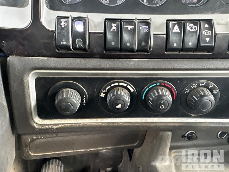 Kenworth T800 Vetopöytäautot