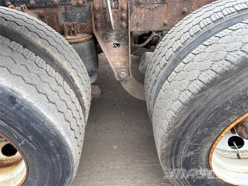 Kenworth T800 Naudoti vilkikai