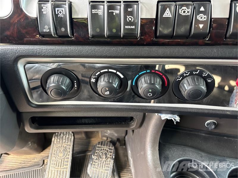 Kenworth T800 Prime Movers