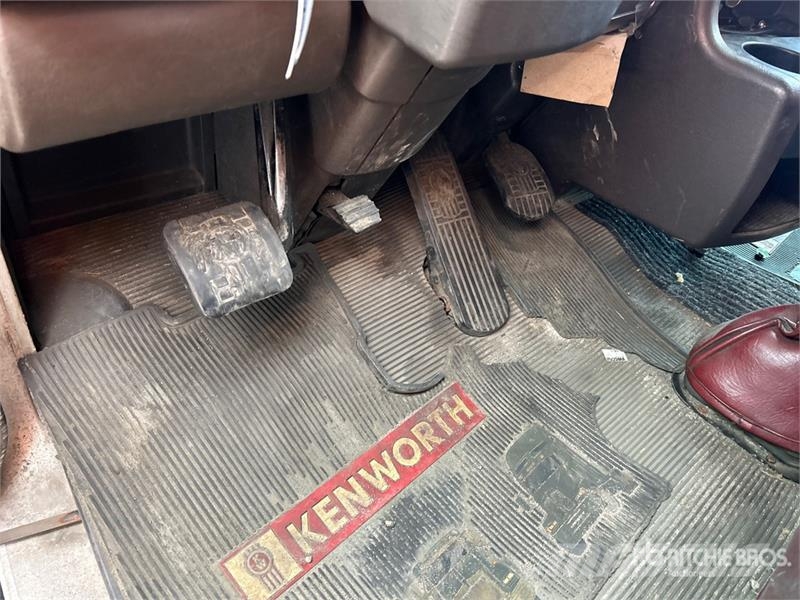 Kenworth T800 وحدات الجر