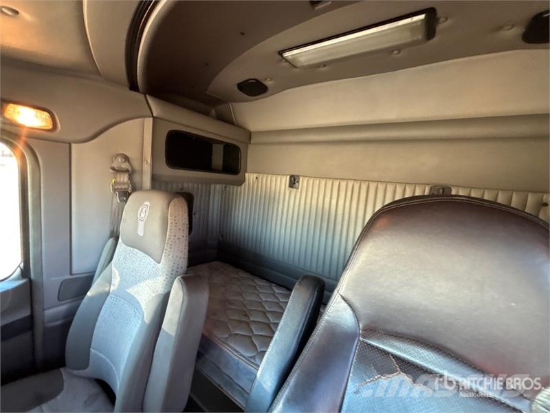 Kenworth T800 Tractor Units