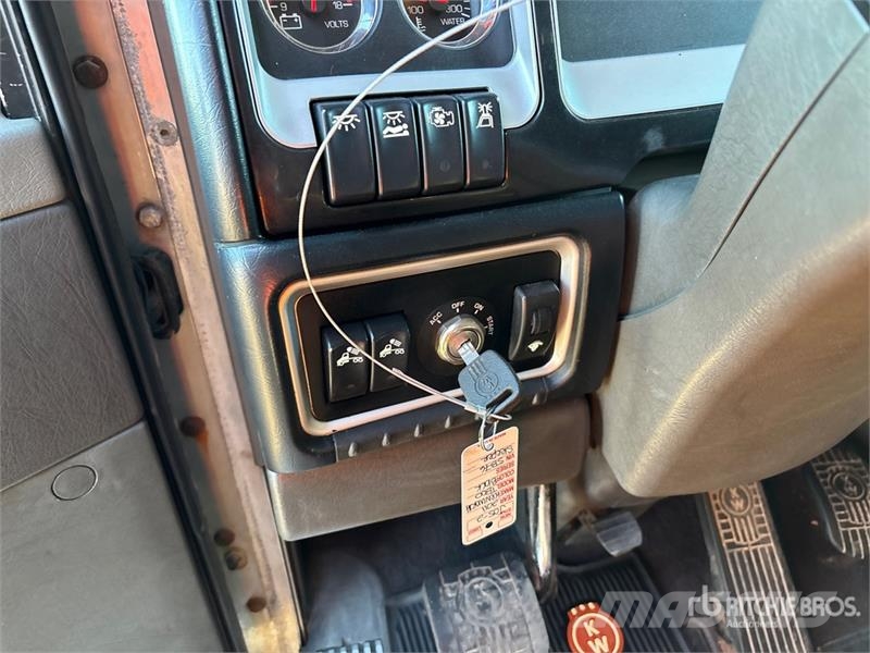 Kenworth T800 Tractor Units