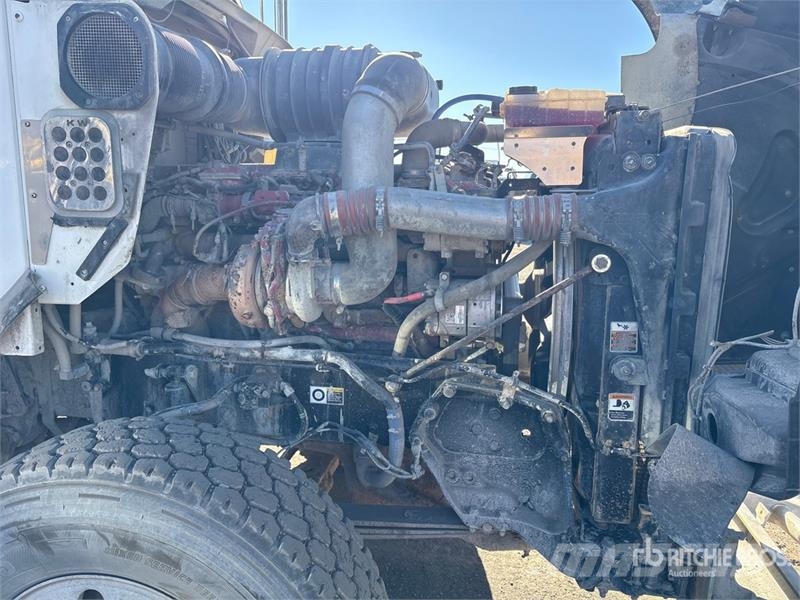 Kenworth T800 Tractor Units