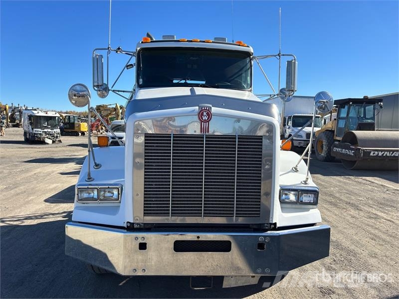 Kenworth T800 وحدات الجر
