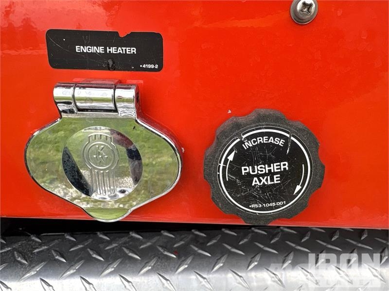 Kenworth T800 Vetopöytäautot