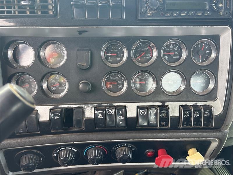 Kenworth T800 Vetopöytäautot