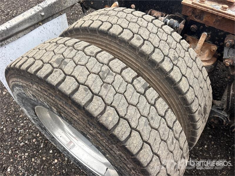 Kenworth T800 Trekkers