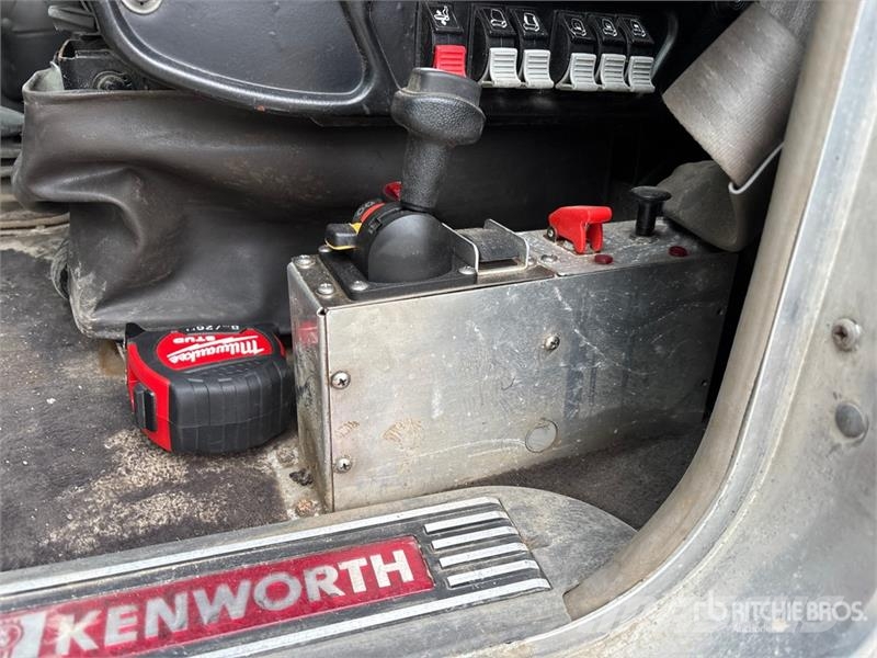 Kenworth T800 Naudoti vilkikai