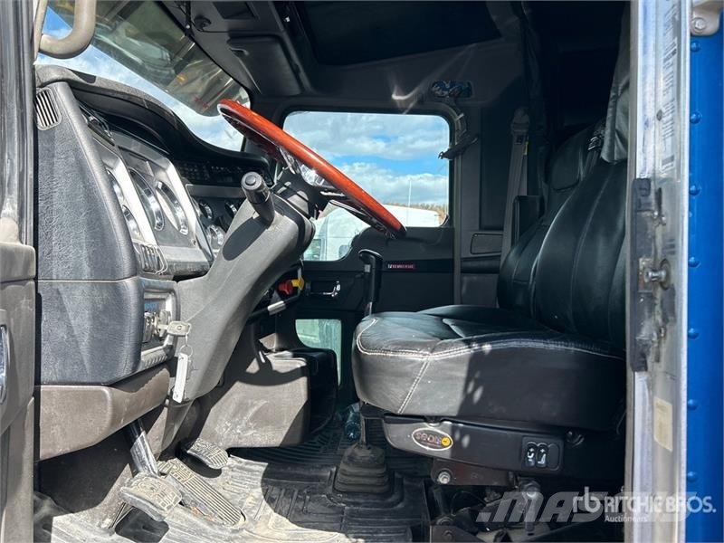 Kenworth T800 Cavalos mecânicos