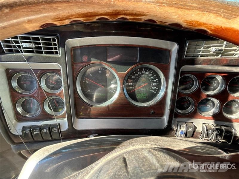 Kenworth T800 Tractor Units