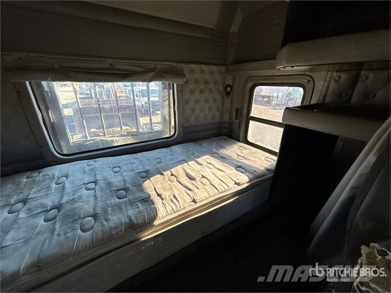 Kenworth T800 Tractor Units