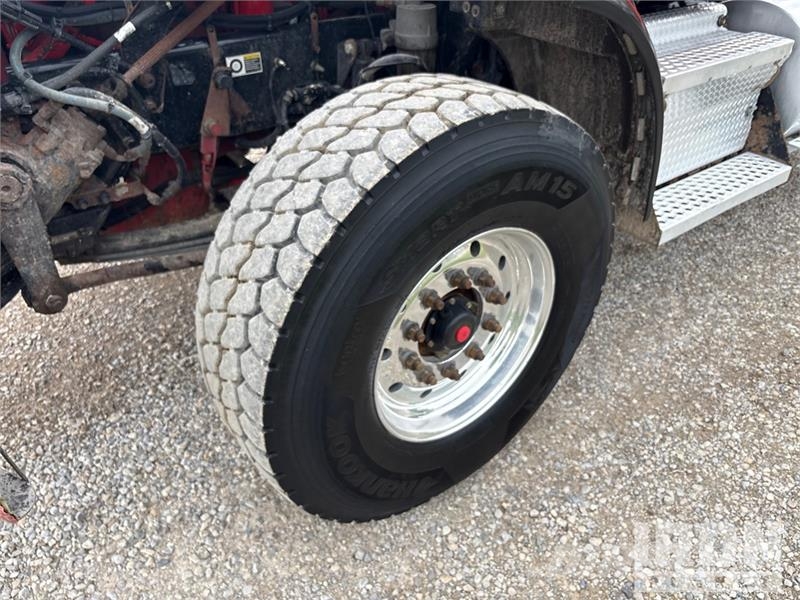 Kenworth T800 Vetopöytäautot