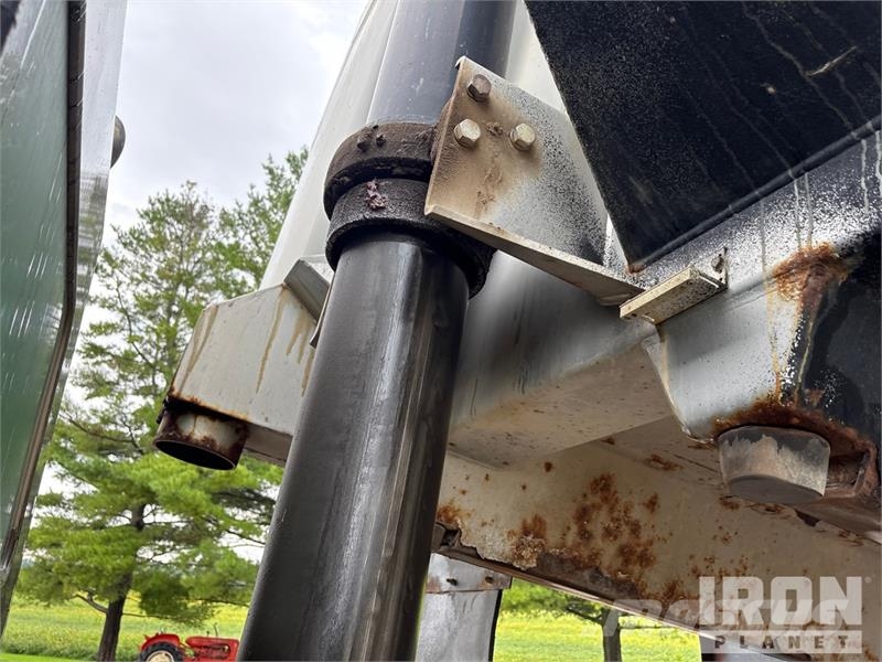 Kenworth T800 Tipper trucks