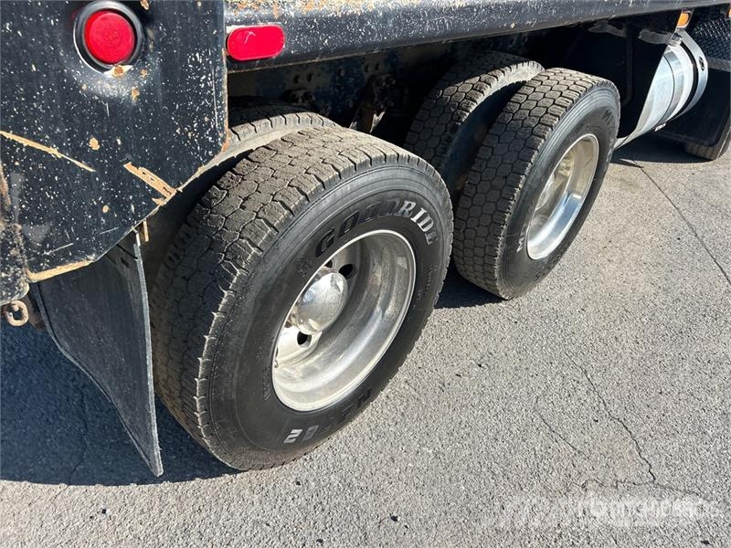 Kenworth T800 Tipper trucks