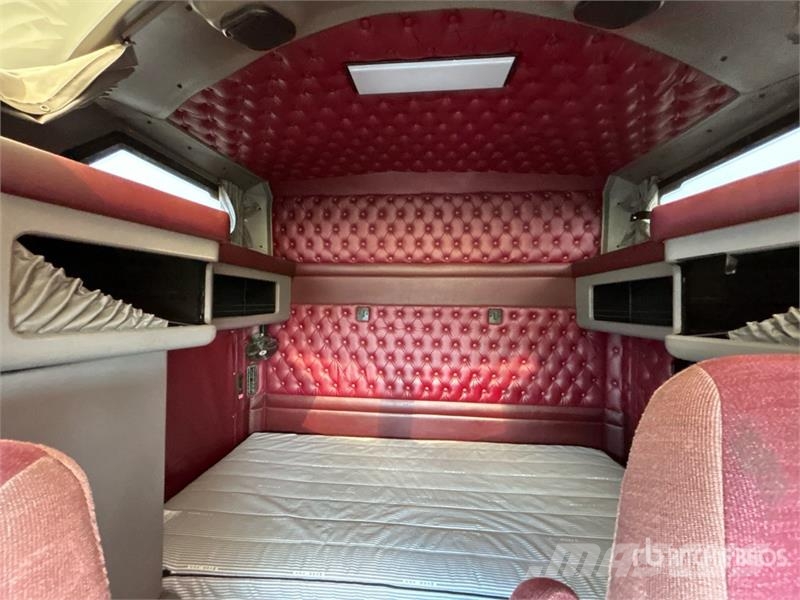 Kenworth T800 وحدات الجر