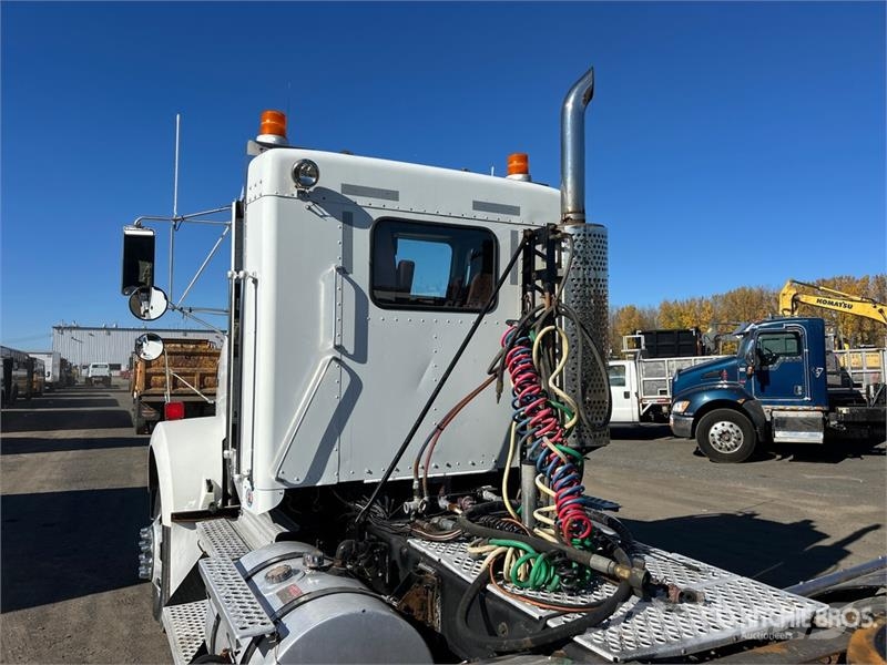 Kenworth T800 وحدات الجر