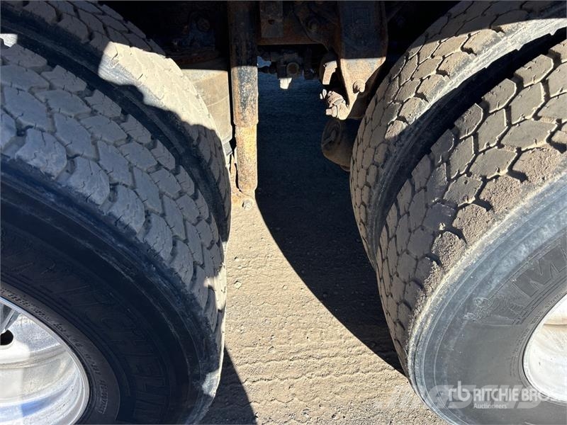 Kenworth T800 وحدات الجر