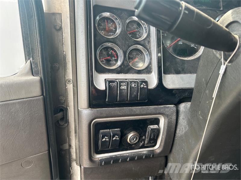 Kenworth T800 Prime Movers