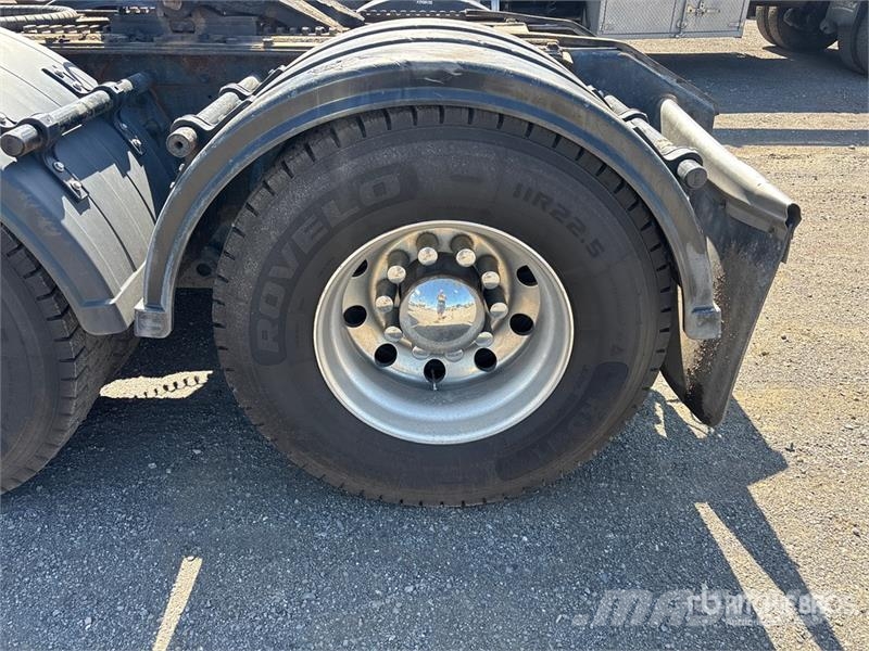 Kenworth T800 Vetopöytäautot