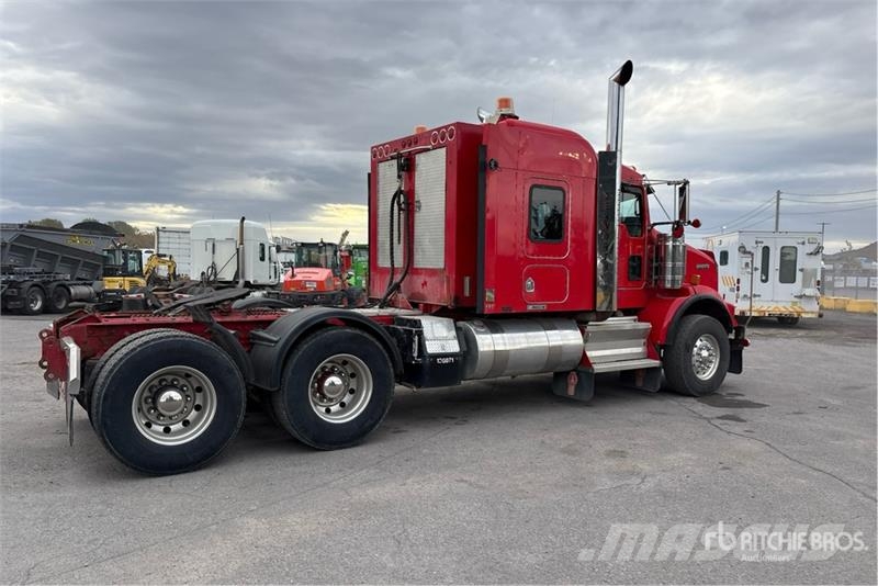 Kenworth T800 Седельные тягачи