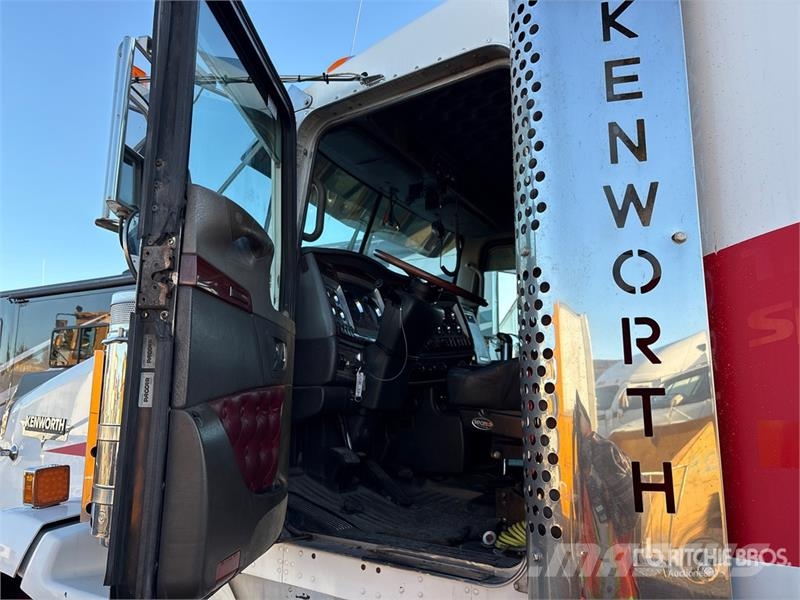 Kenworth T800 Motrici e Trattori Stradali