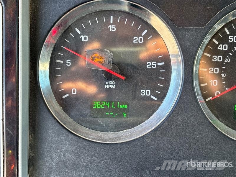 Kenworth T800 وحدات الجر