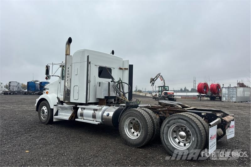 Kenworth T800 Trekkers