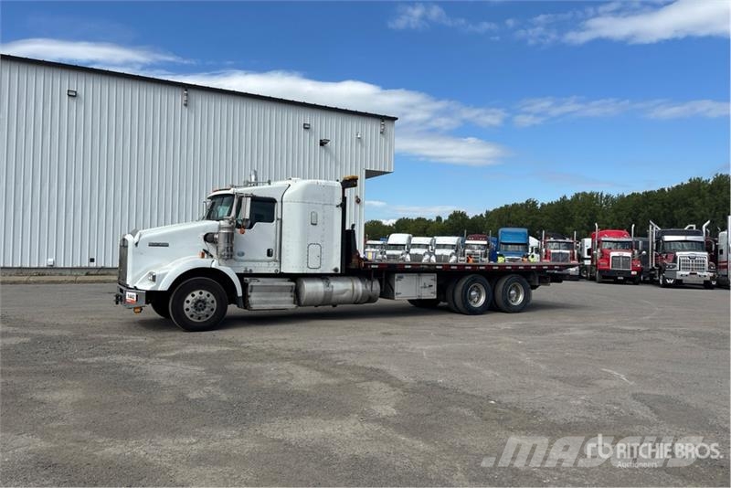 Kenworth T800 Flatbed / Dropside trucks