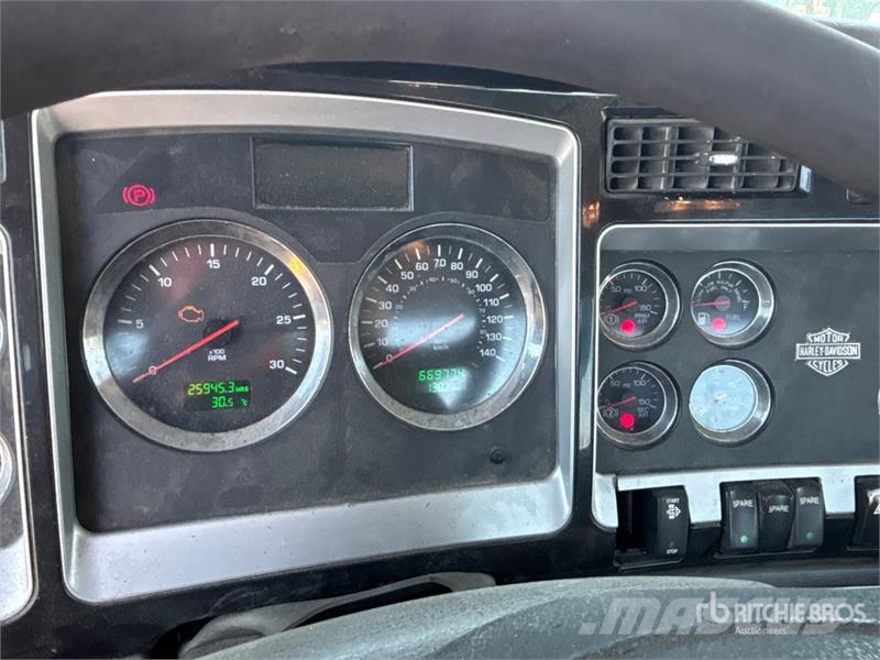 Kenworth T800 Cabine en interieur