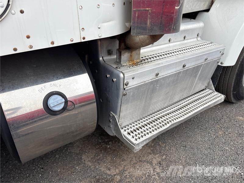 Kenworth T800 Traktorske jedinice