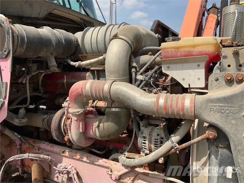 Kenworth T800 Cabins and interior