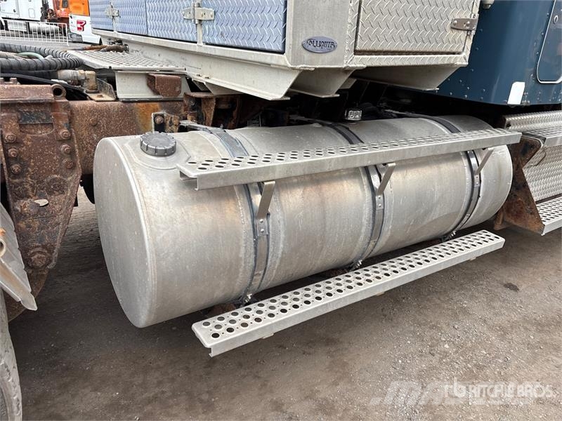 Kenworth T800 Naudoti vilkikai