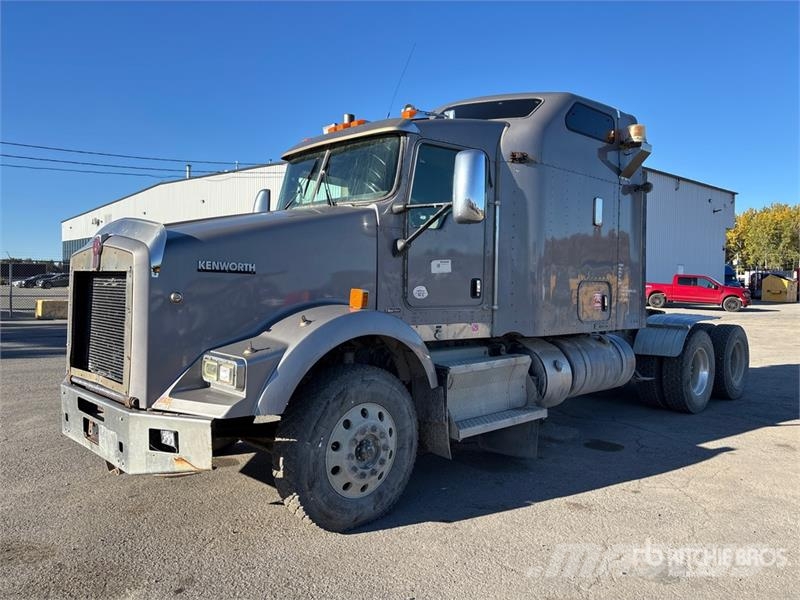 Kenworth T800 وحدات الجر