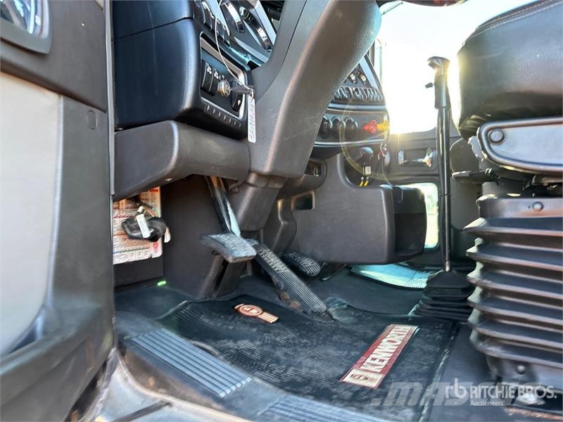 Kenworth T800 Tractor Units
