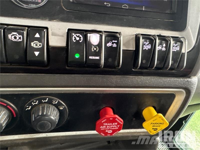 Kenworth T800 Vetopöytäautot