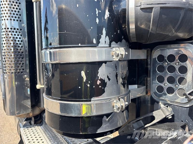 Kenworth T800 Vetopöytäautot