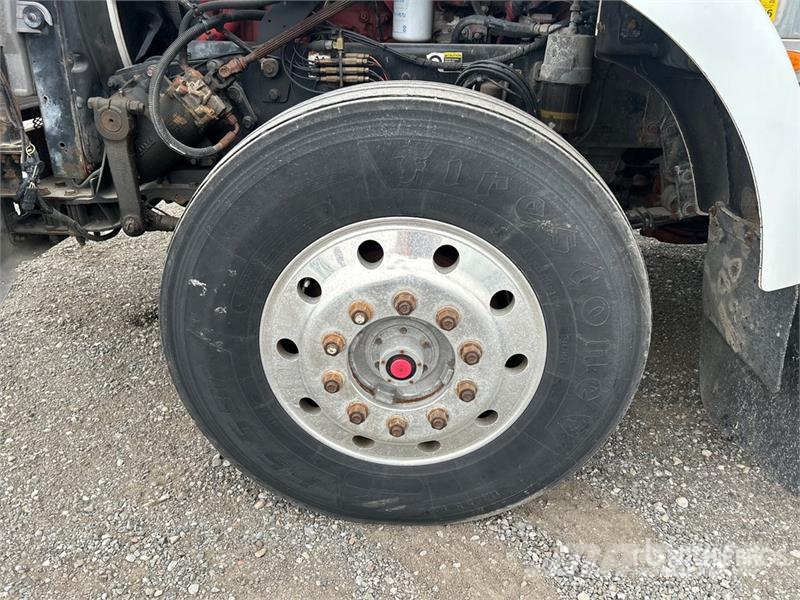 Kenworth T800 Prime Movers