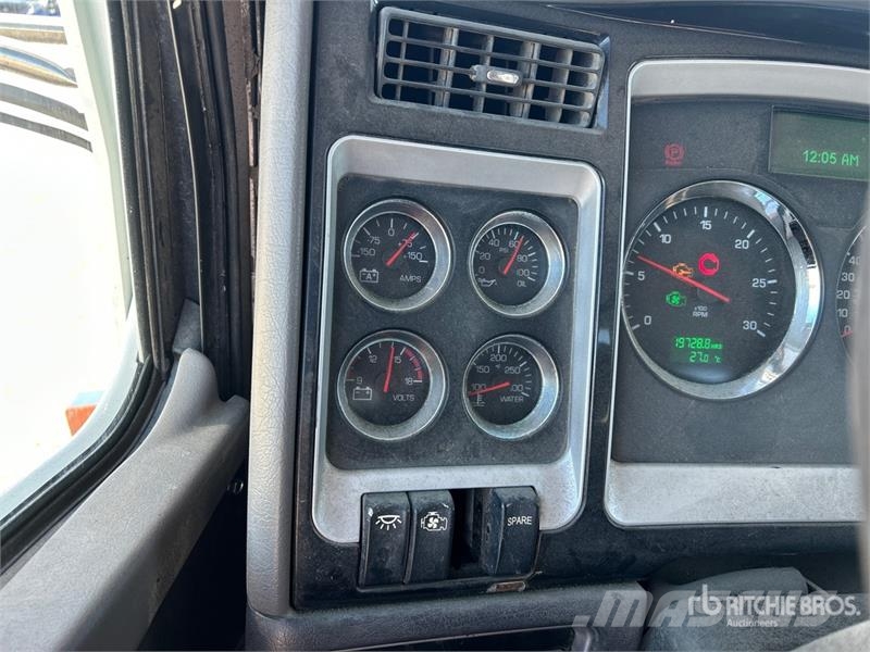 Kenworth T800 Тягачі