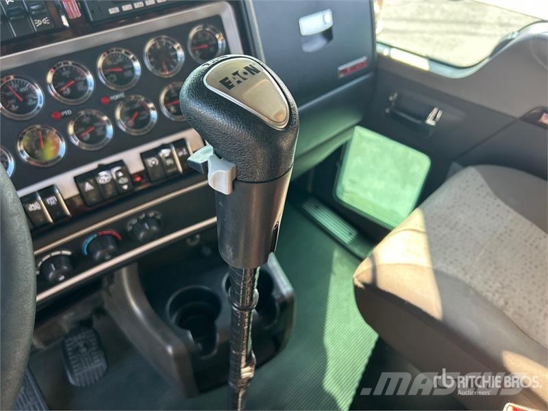 Kenworth T800 Tipper trucks