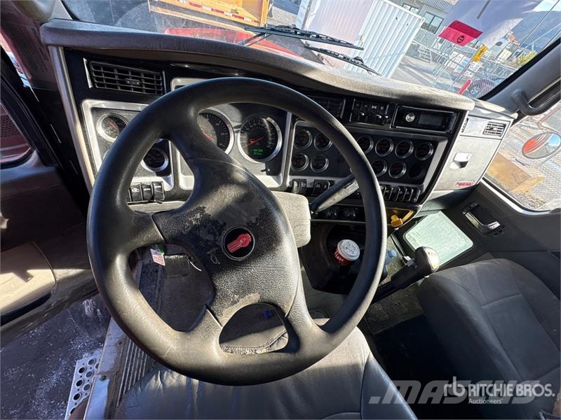 Kenworth T800 Trekkers