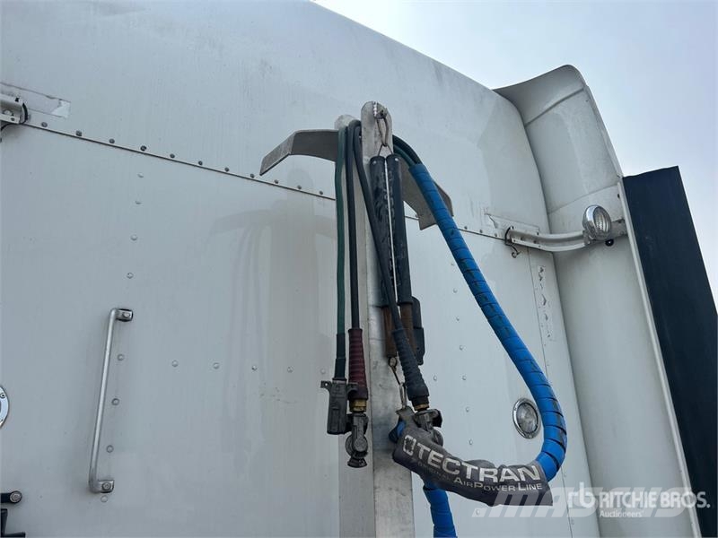 Kenworth T800 Prime Movers