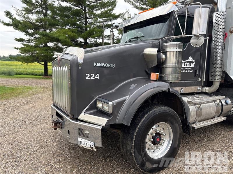 Kenworth T800 Tipper trucks