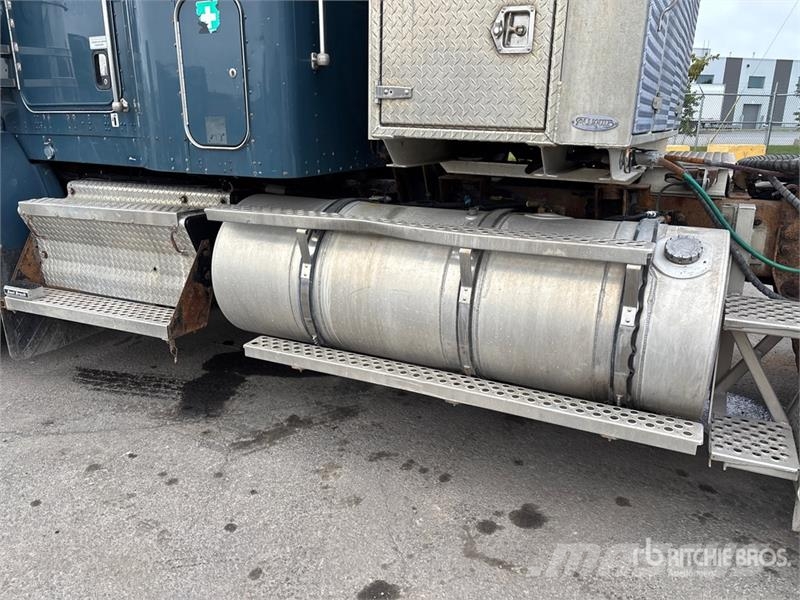 Kenworth T800 Naudoti vilkikai