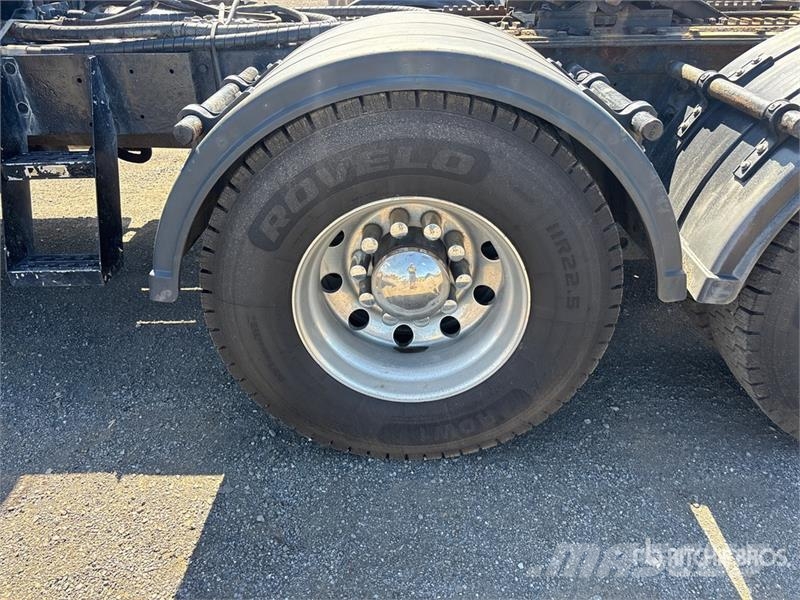 Kenworth T800 Vetopöytäautot
