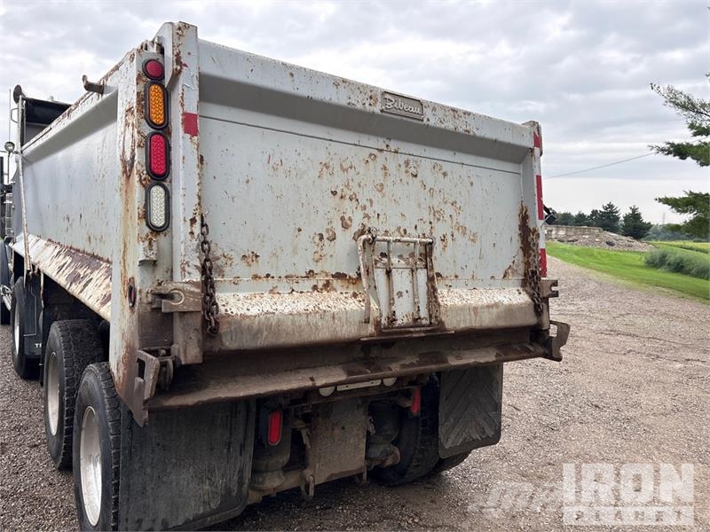 Kenworth T800 Tipper trucks
