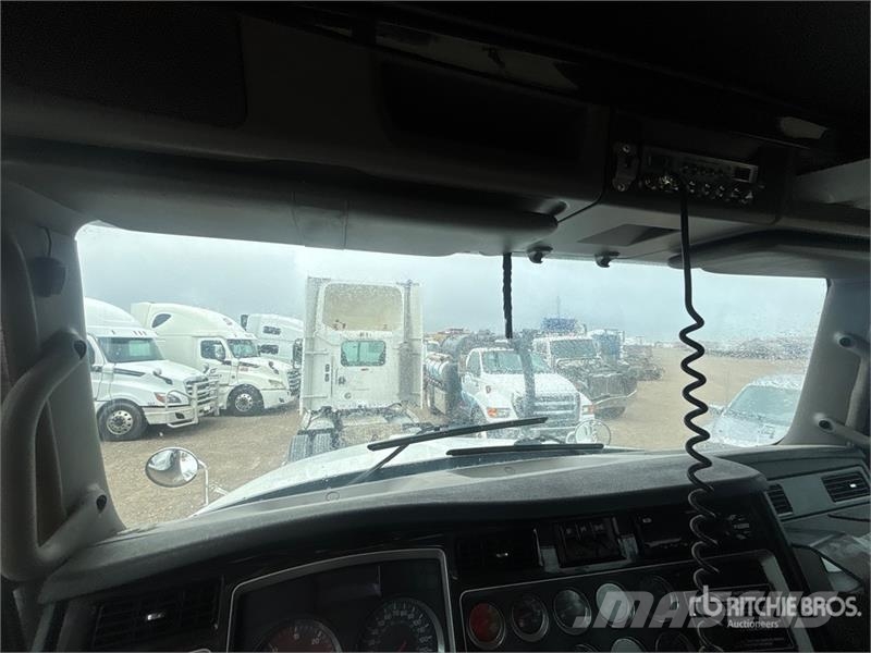 Kenworth T800 Prime Movers